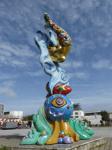 La « Sirène », statue exubérante de Federica Matta, place de l’Amérique Latine.